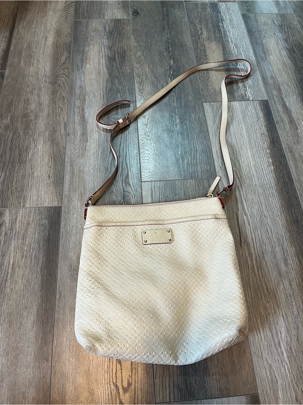 Kate Spade Cream Crossbody Purse